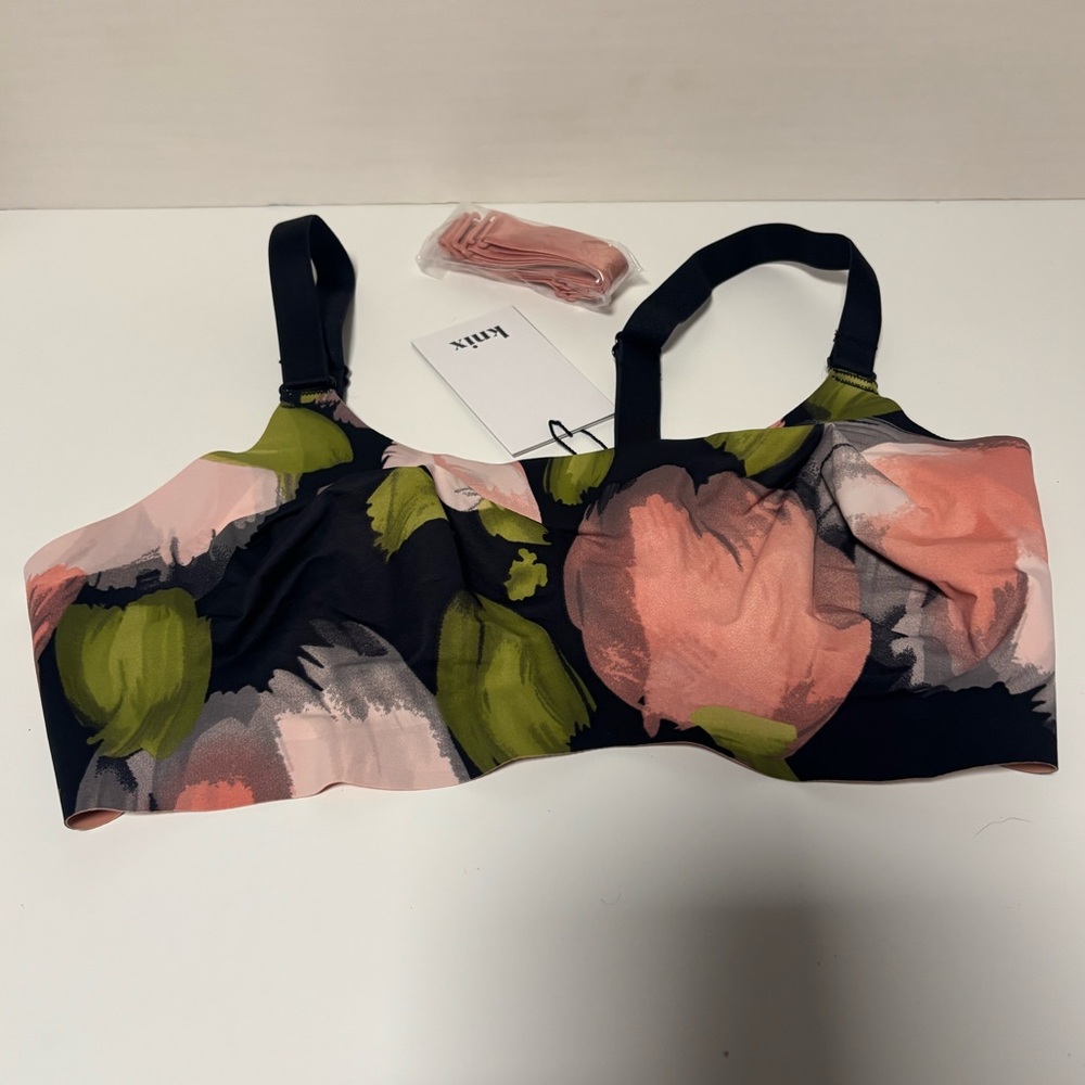 NWT Knix Evolution Splendor Bra With Extra Pink Straps Size 6